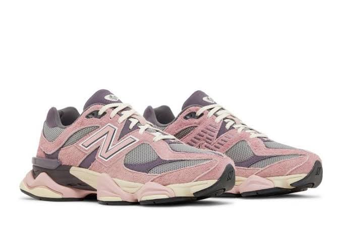 New Balance Pink