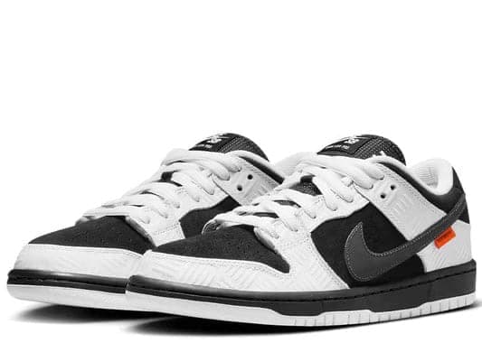 NIKE JORDAN